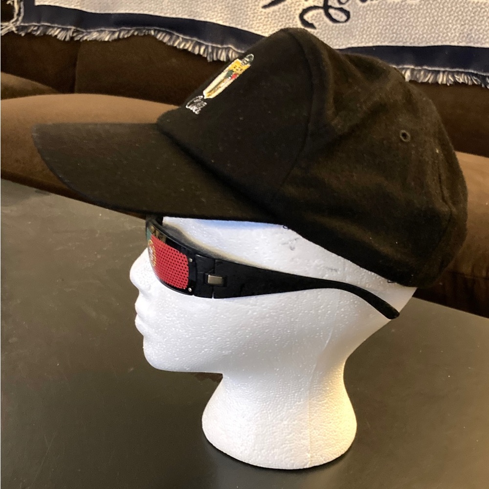 Chablis Cap ‘CANADIAN’ By Serie Graffic - Picture 7 of 12